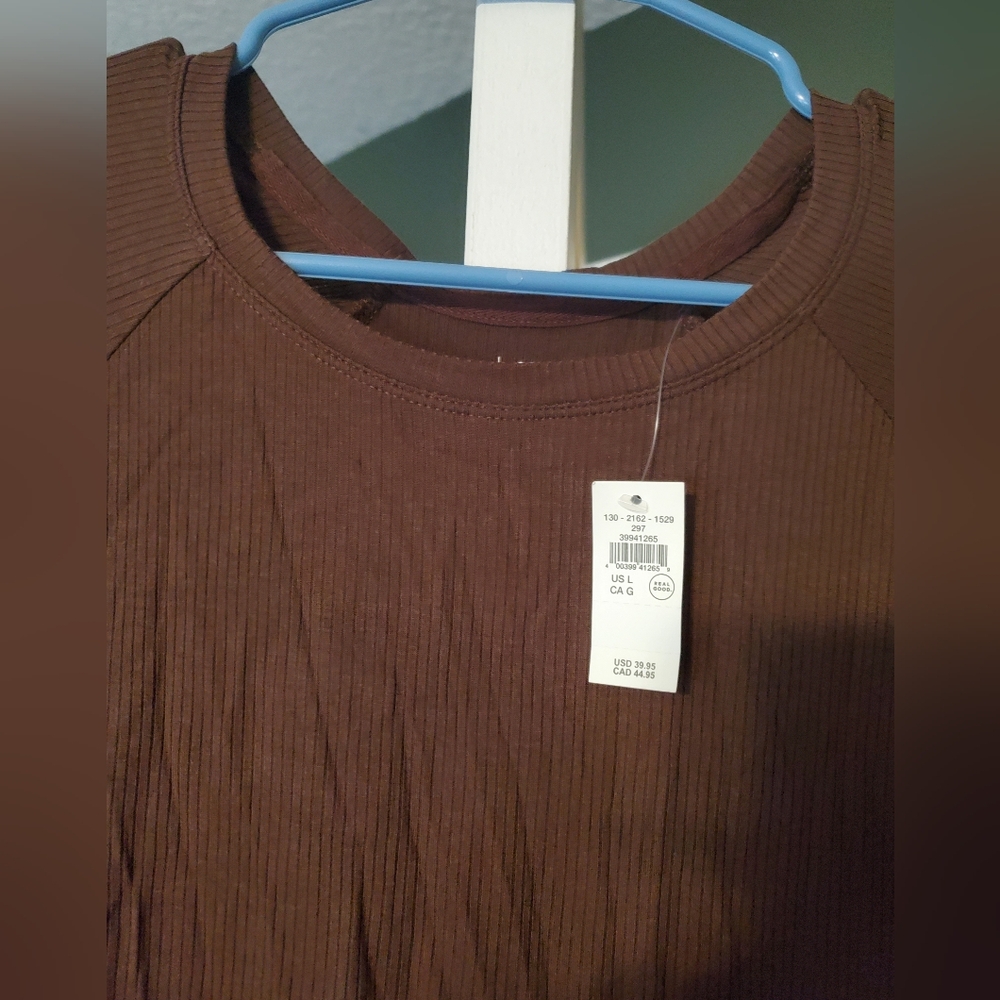 SOLD - Women's Long Sleeve Brown Top - Picture 4 of 6